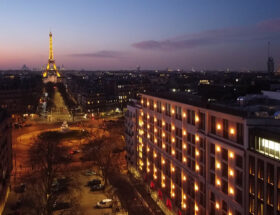 L&rsquo;hôtel SAX Paris, une mise en scène assumée proche de la Tour Eiffel