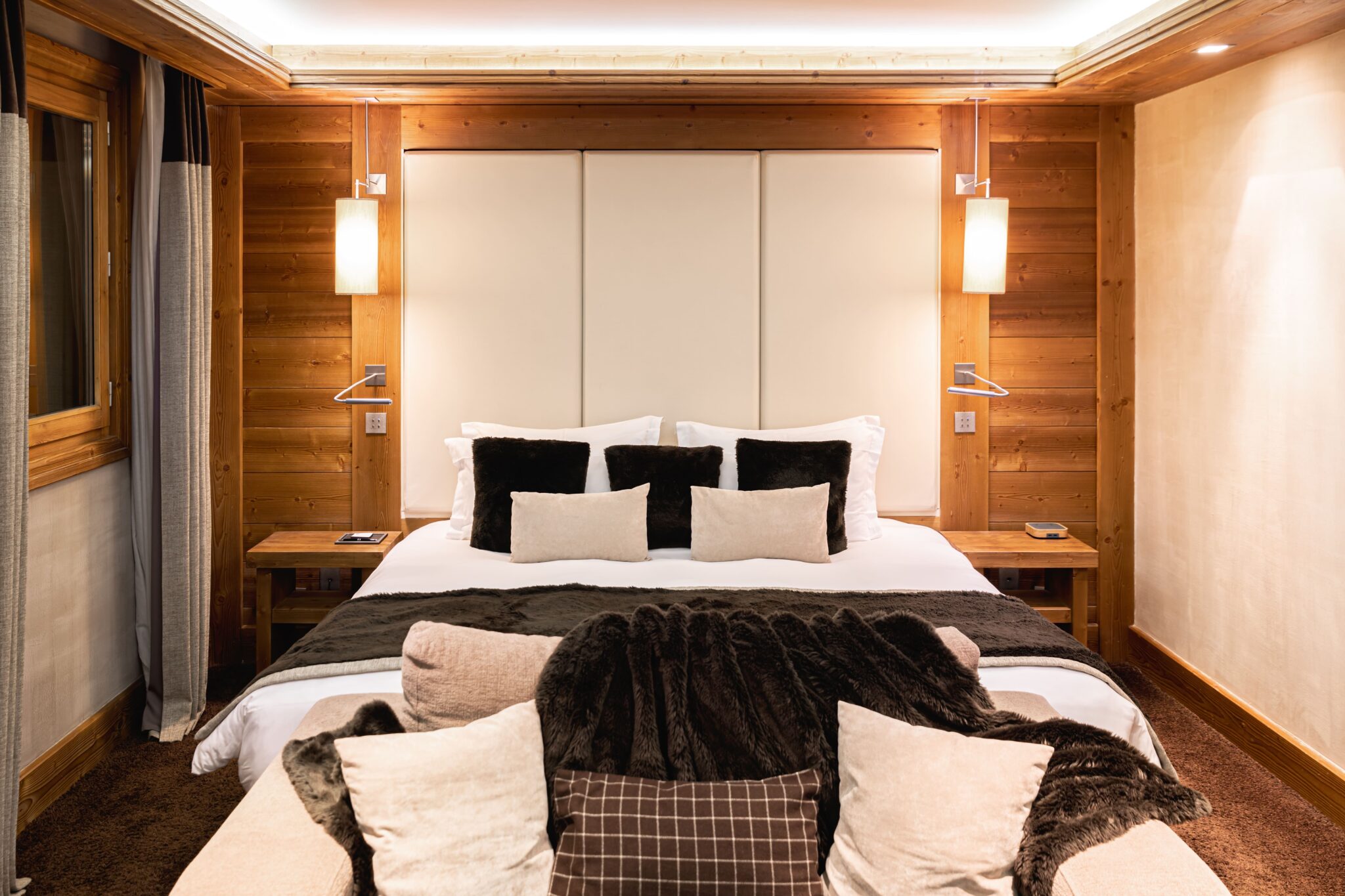 Une chambre dans l'hôtel de luxe en montagne © Le Kaïla