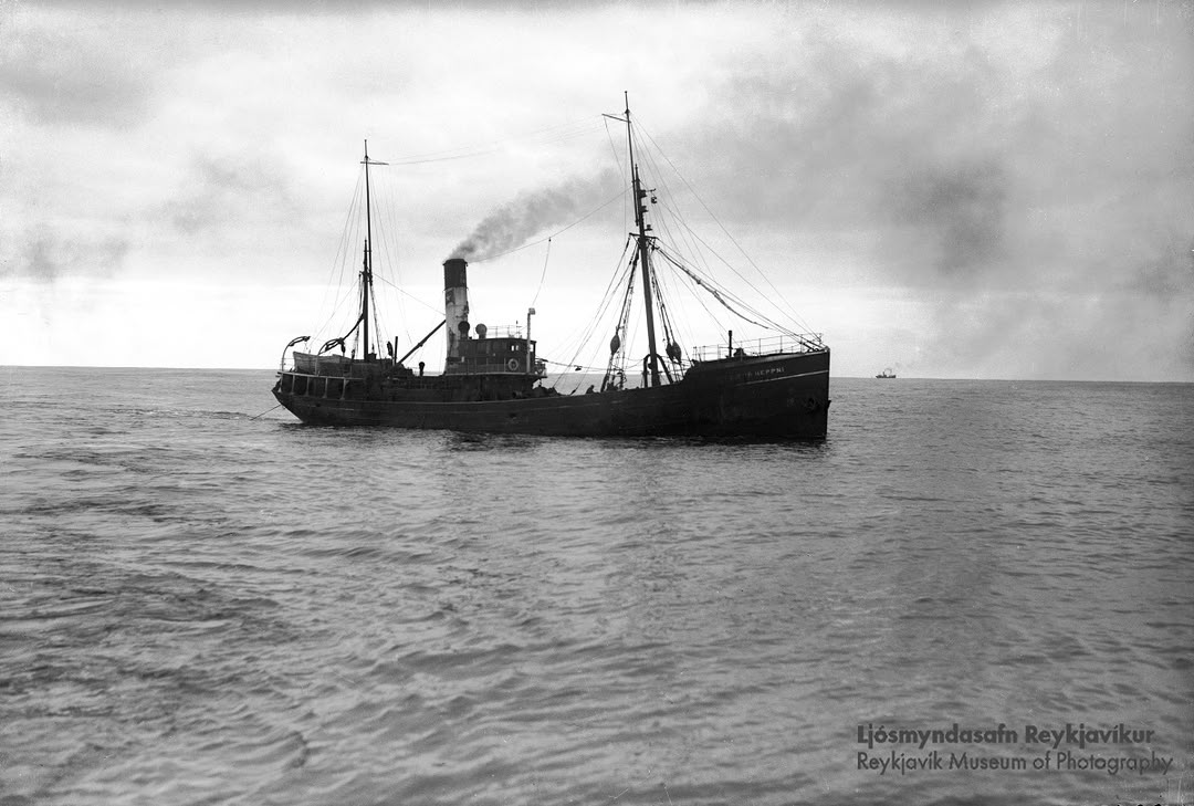 Le musée maritime de Reykjavik © Guðbjartur Ásgeirsson (1889-1965) : Amatörvinnustofa G. Ásgeirssona - Leifur heppni RE 146