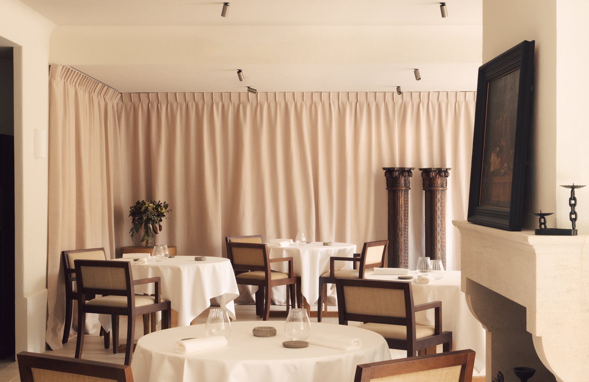 La salle du restaurant le Clos De la Tour de l'hôtel spa en Bourgogne Les Sources de Vougeot