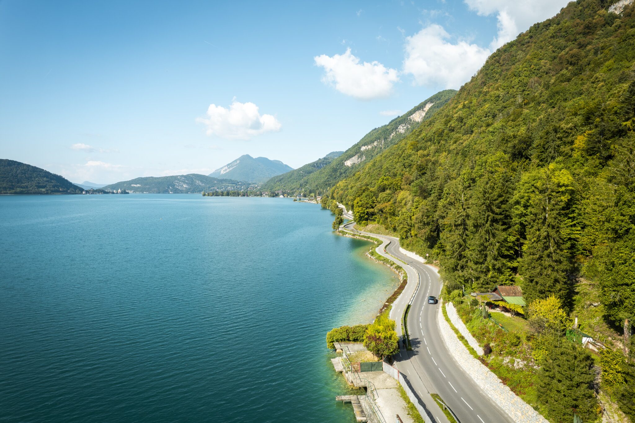 Grand Tour - Lac d'Annecy © B. Becker/Auvergne-Rhône-Alpes Tourisme