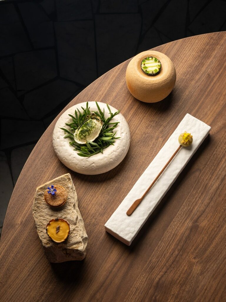 Amuse-bouches du restaurant L’Oursin à Carry-le-Rouet © TheTravelBuds x L’Oursin