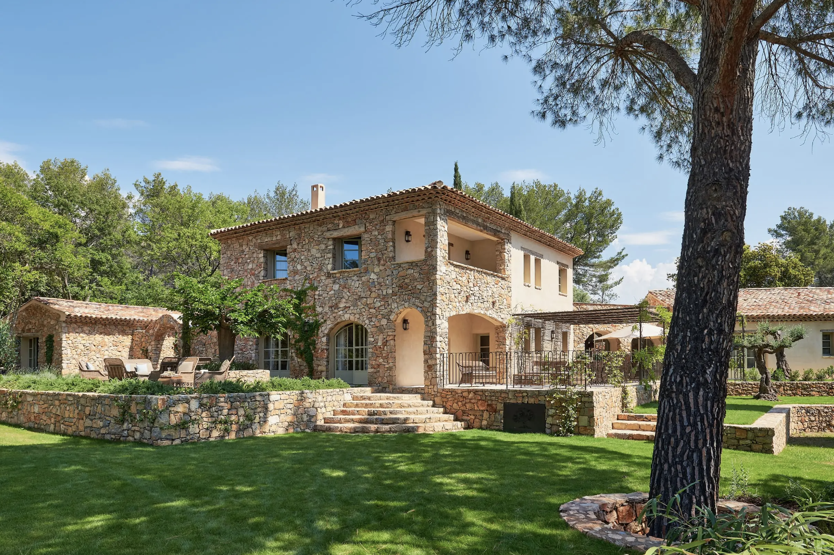Villa Vanado © Anthony Lanneretonne
