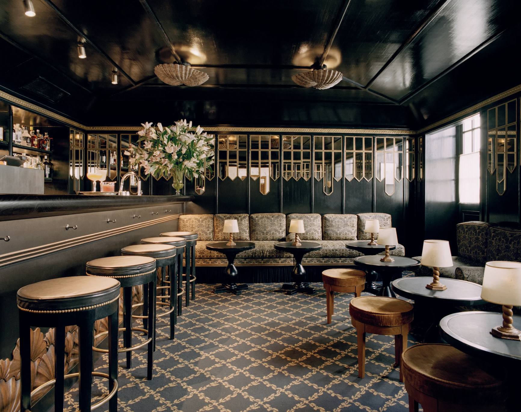 Le bar de la Coquille d'Or à Paris pour boire des cocktails d'exception © Château Voltaire