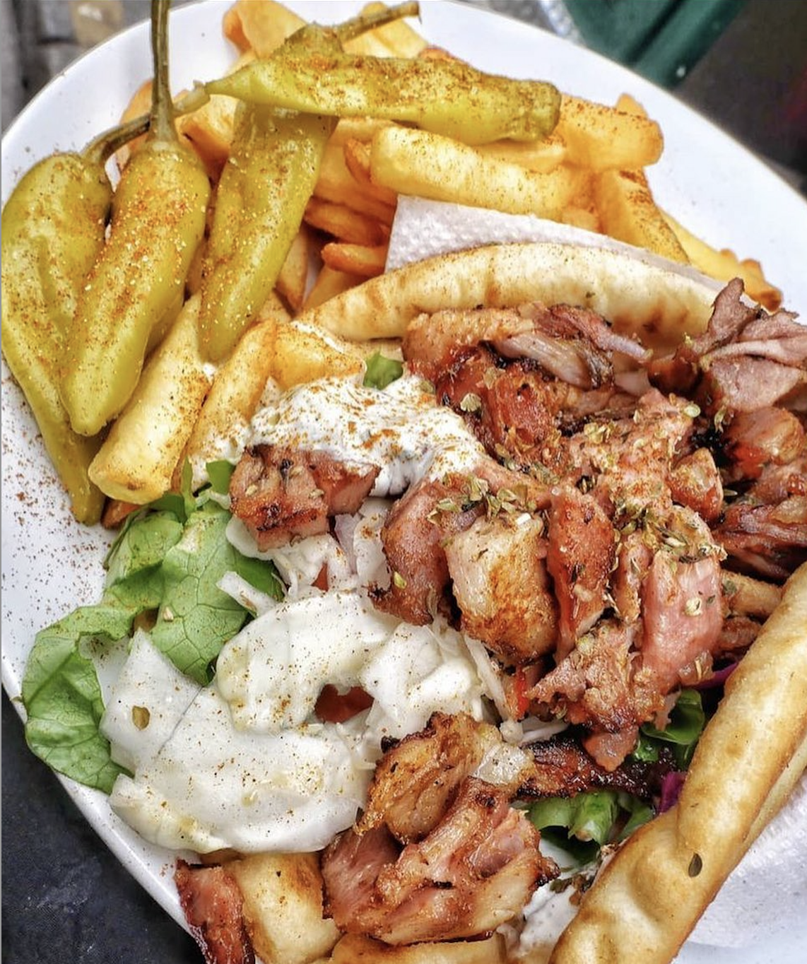 Goûter au kebab de casse croute grec © casse croute grec