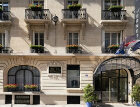 Hôtel Vernet : l&rsquo;élégance haussmannienne des Champs-Elysées