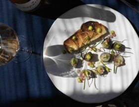 Recette de poireaux du chef Jeremy Viven au Hameau de Saparale