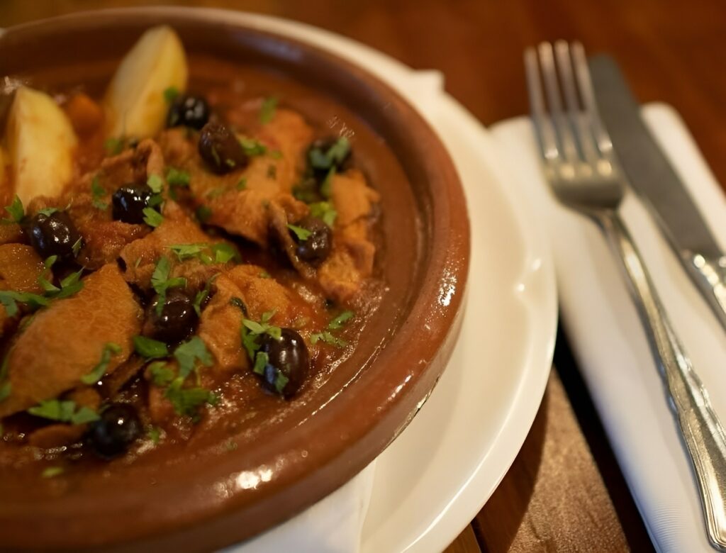 Tripes d’agneau mijotées à la tomate servies chez Les Galinas à Aix-en-Provence © restaurant_lesgalinas