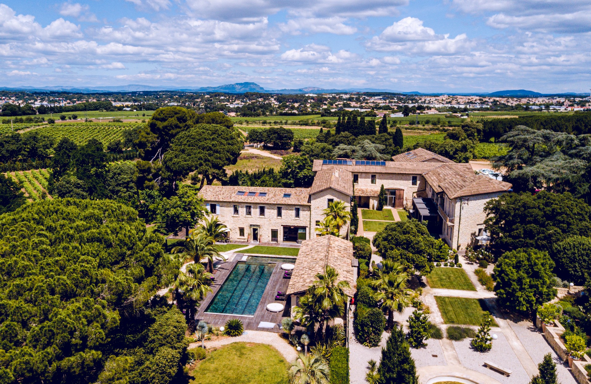Vue aérienne de la Villa Sarnelly du Domaine de Verchant