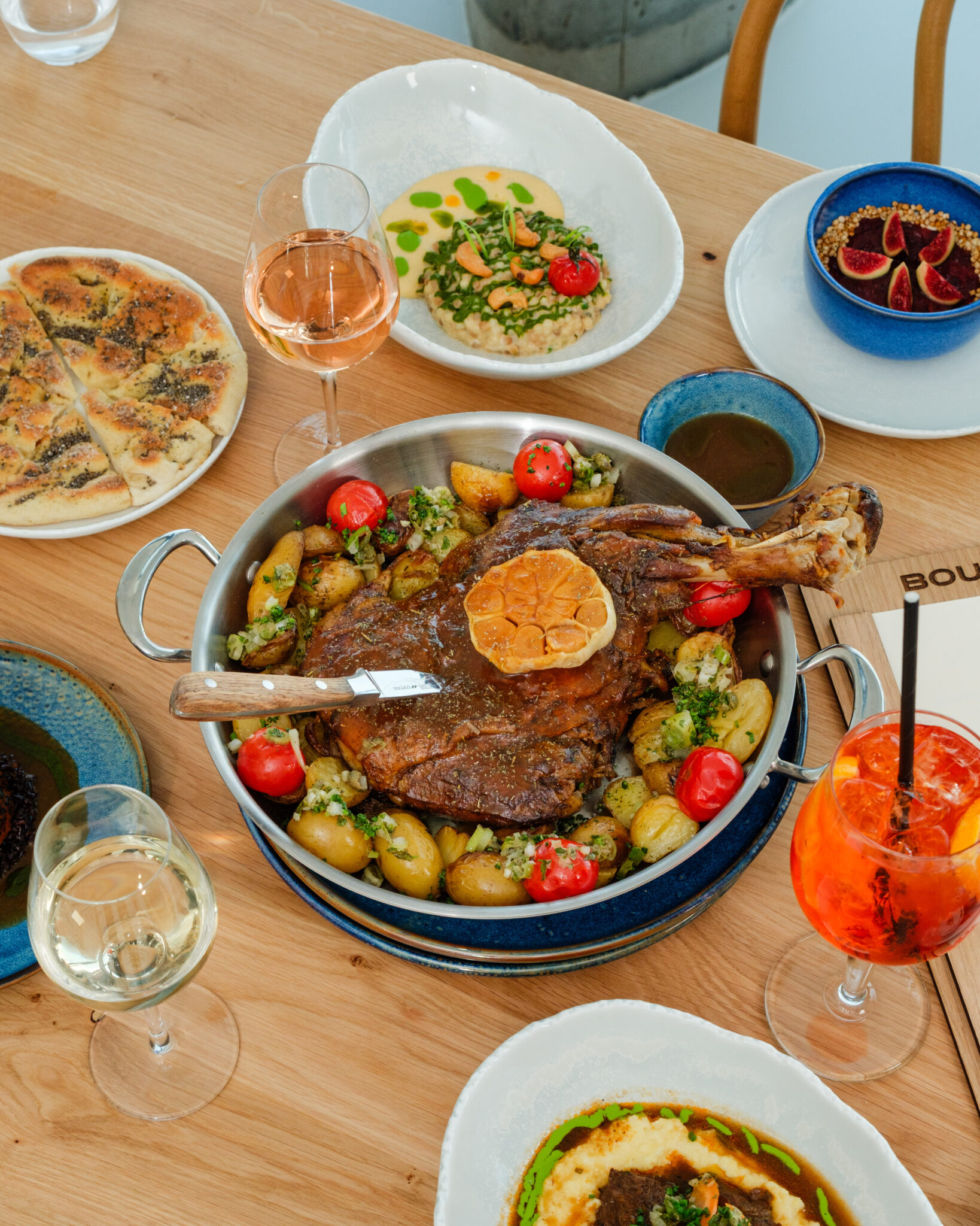 Recette d'épaule d'agneau du chef Alexandre Mazzia © Barracuda