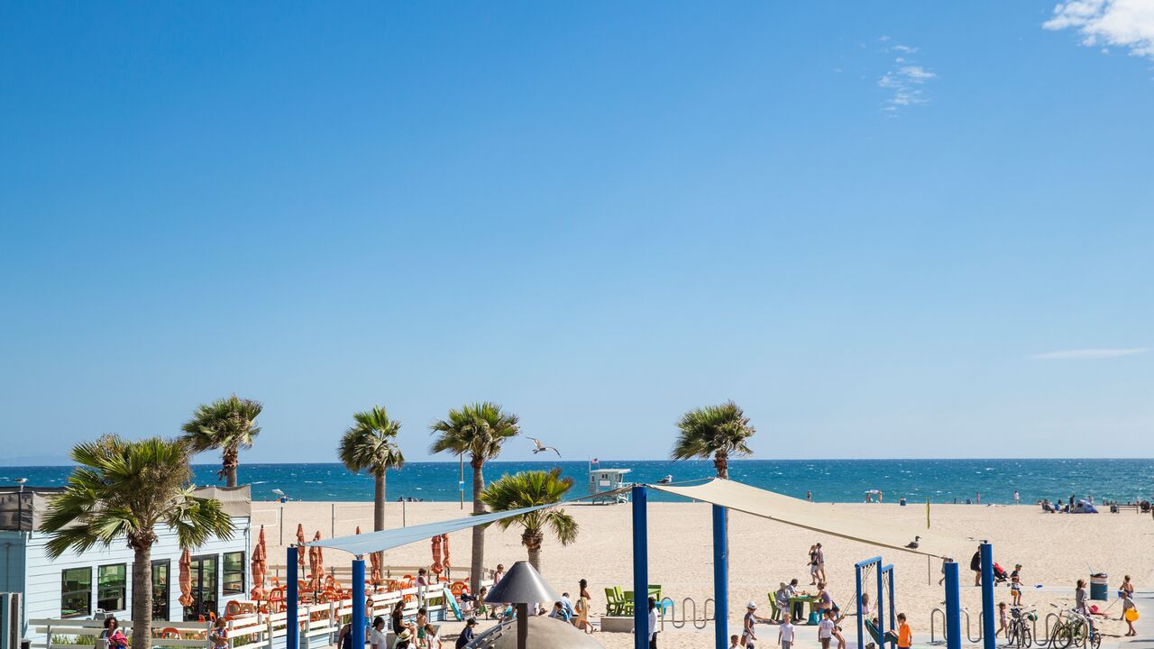 © Annenberg Community Beach House