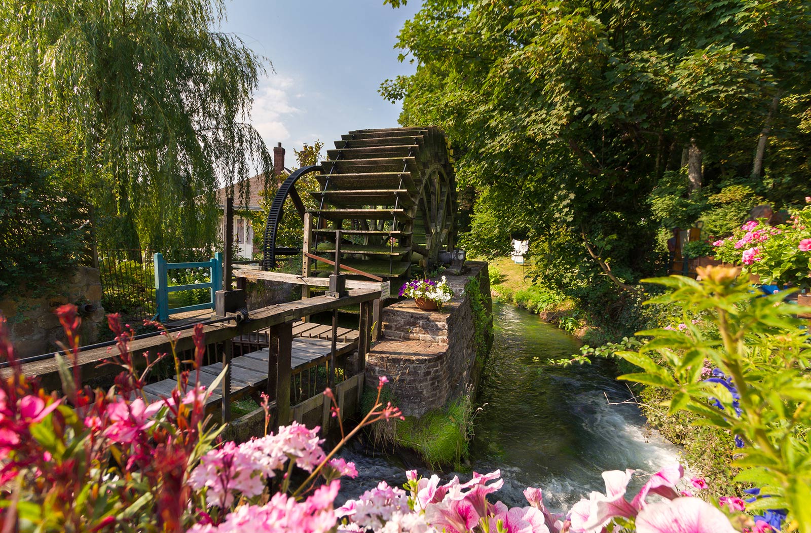 Veules-les-Roses, un des plus beaux villages de France © Normandie Tourisme