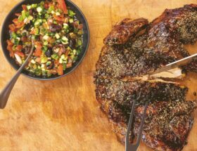 Recette du poulet en crapaudine marinade barbecue d’Hugo Desnoyer