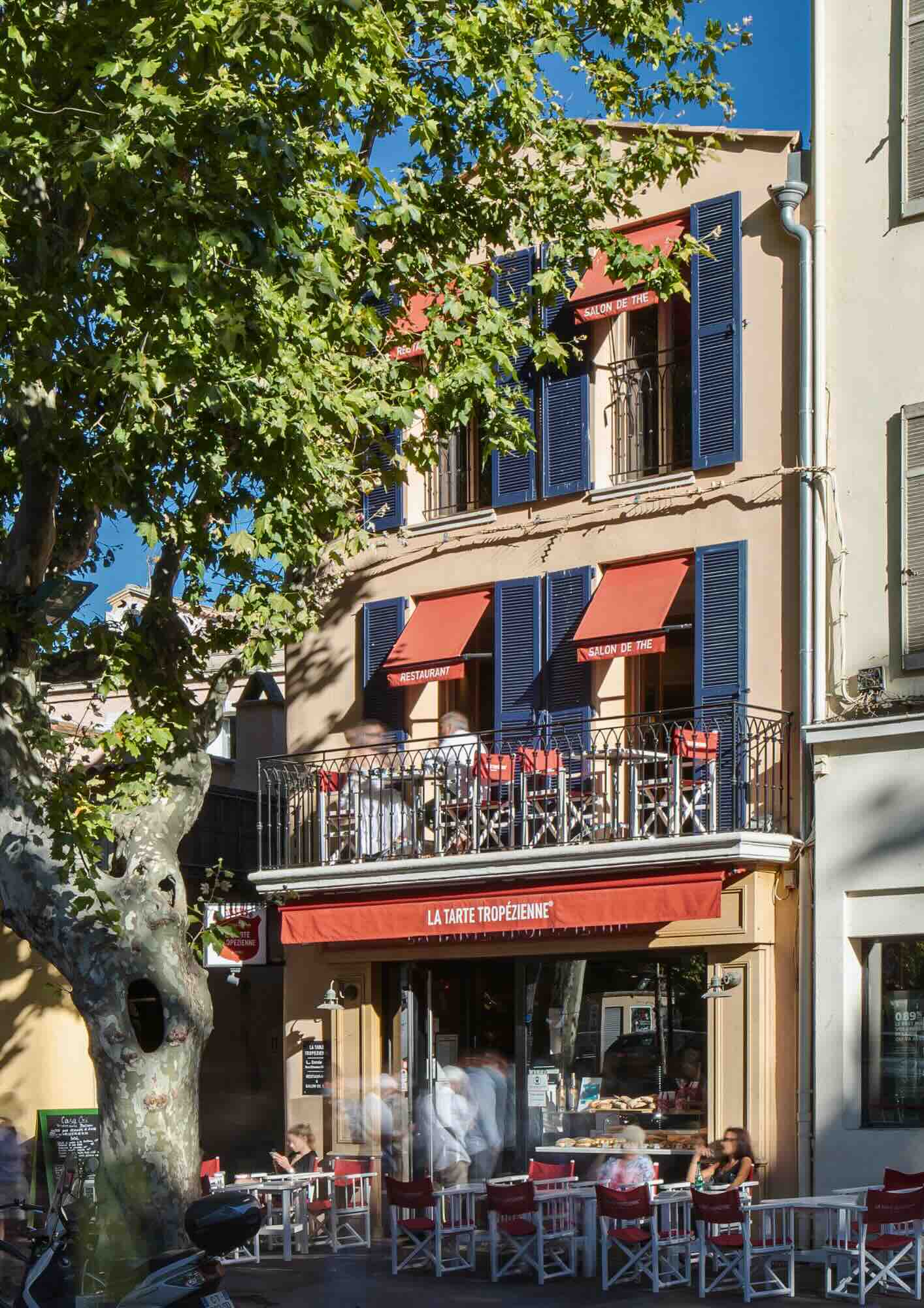 Pâtisserie La Tarte Tropézienne, Place des Lices à Saint-Tropez © DR