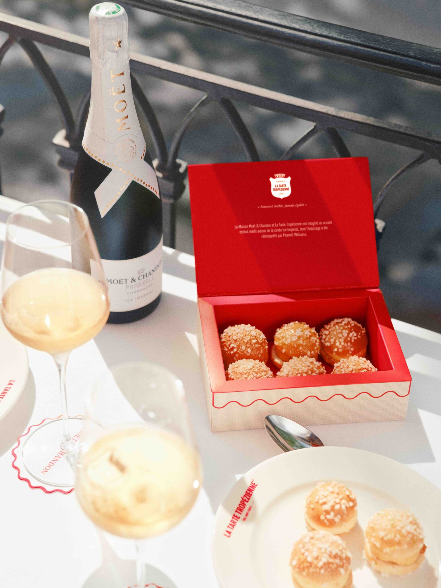 Coffret en édition limitée La Tarte Tropézienne x Moët & Chandon