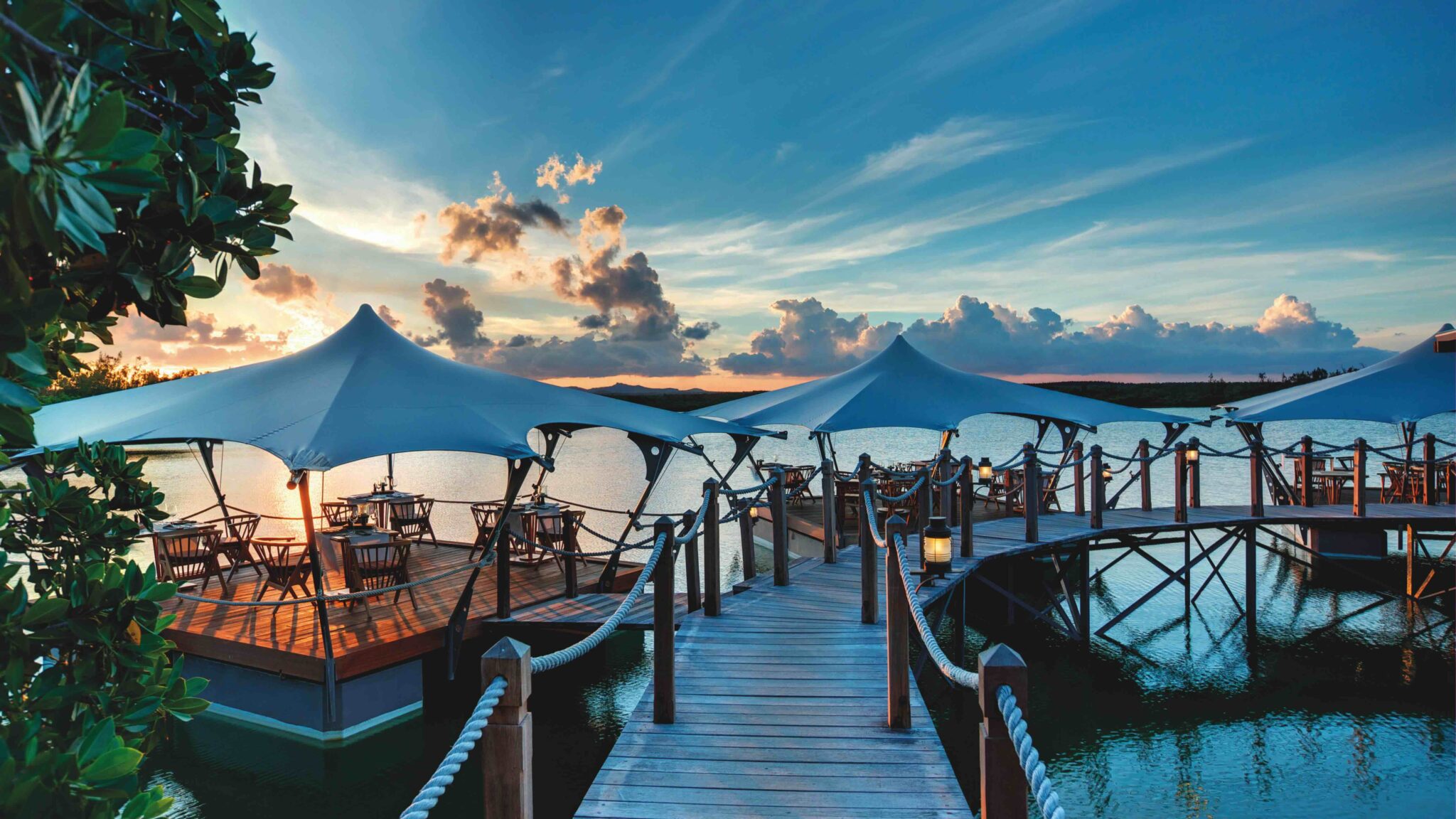 Manger sur l'eau au restaurant de l'hôtel © Constance Prince Maurice