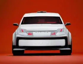 Alpine x Lacoste, l’élégance française passe par la ligne