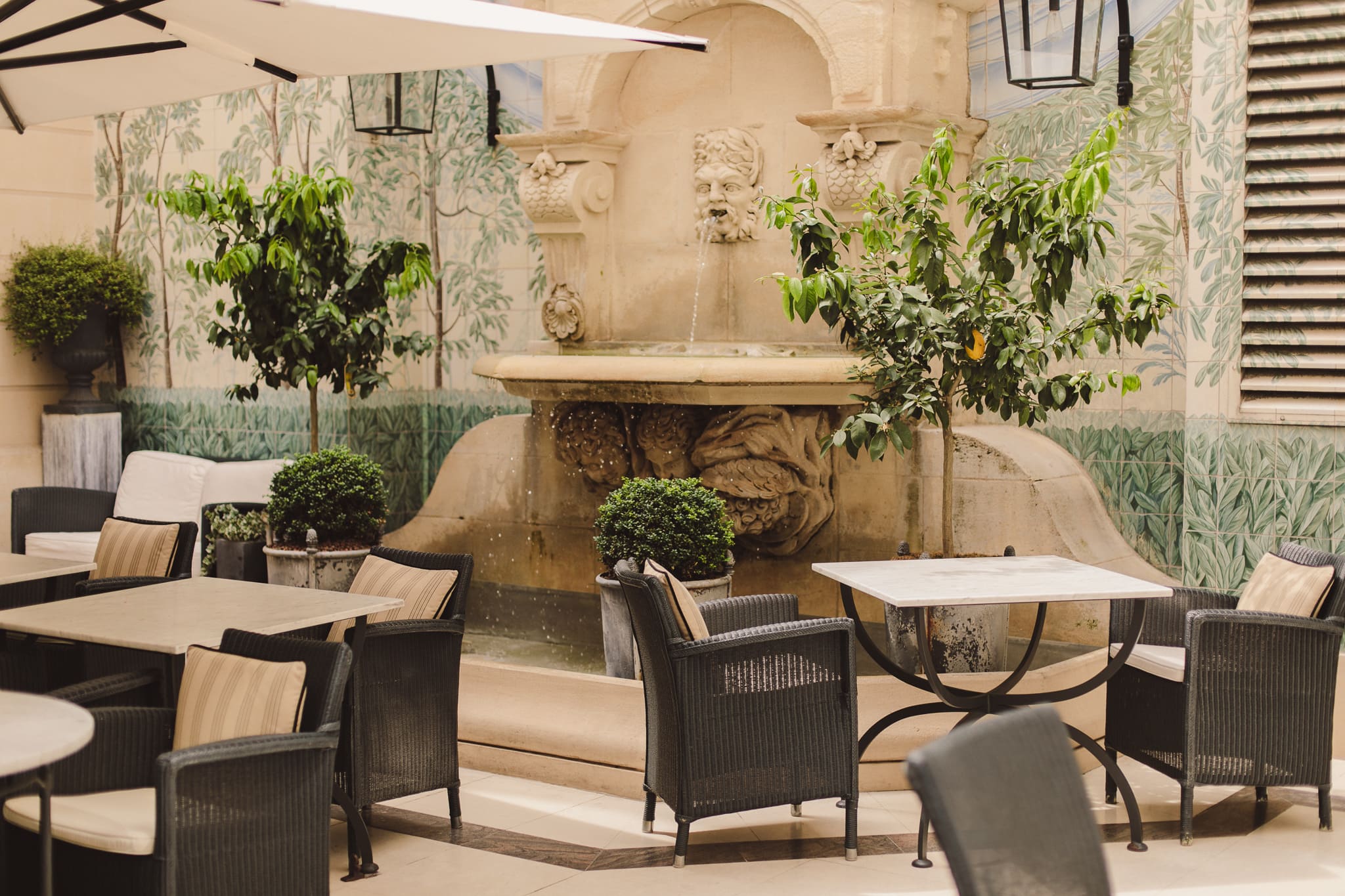 La magnifique fontaine du Patio © Anna Moskal