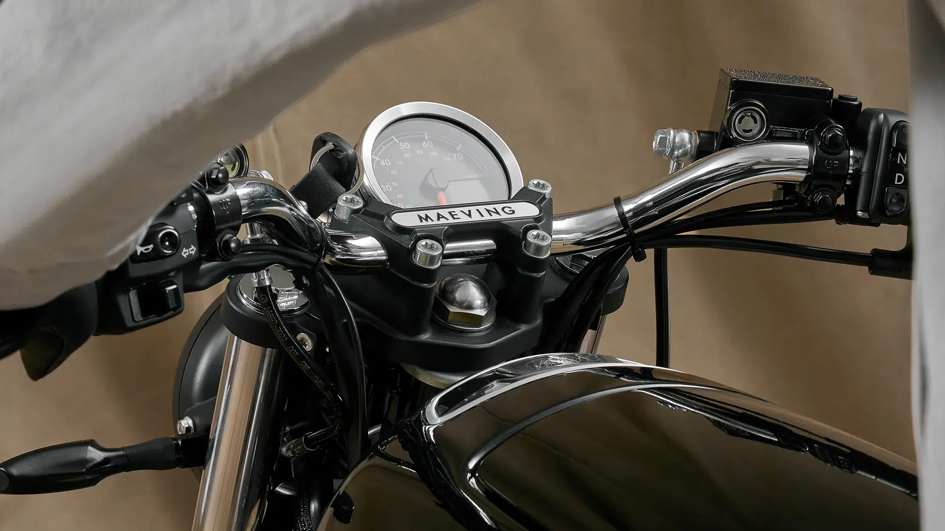 Moto britannique électrique Maeving Speedometer © DR