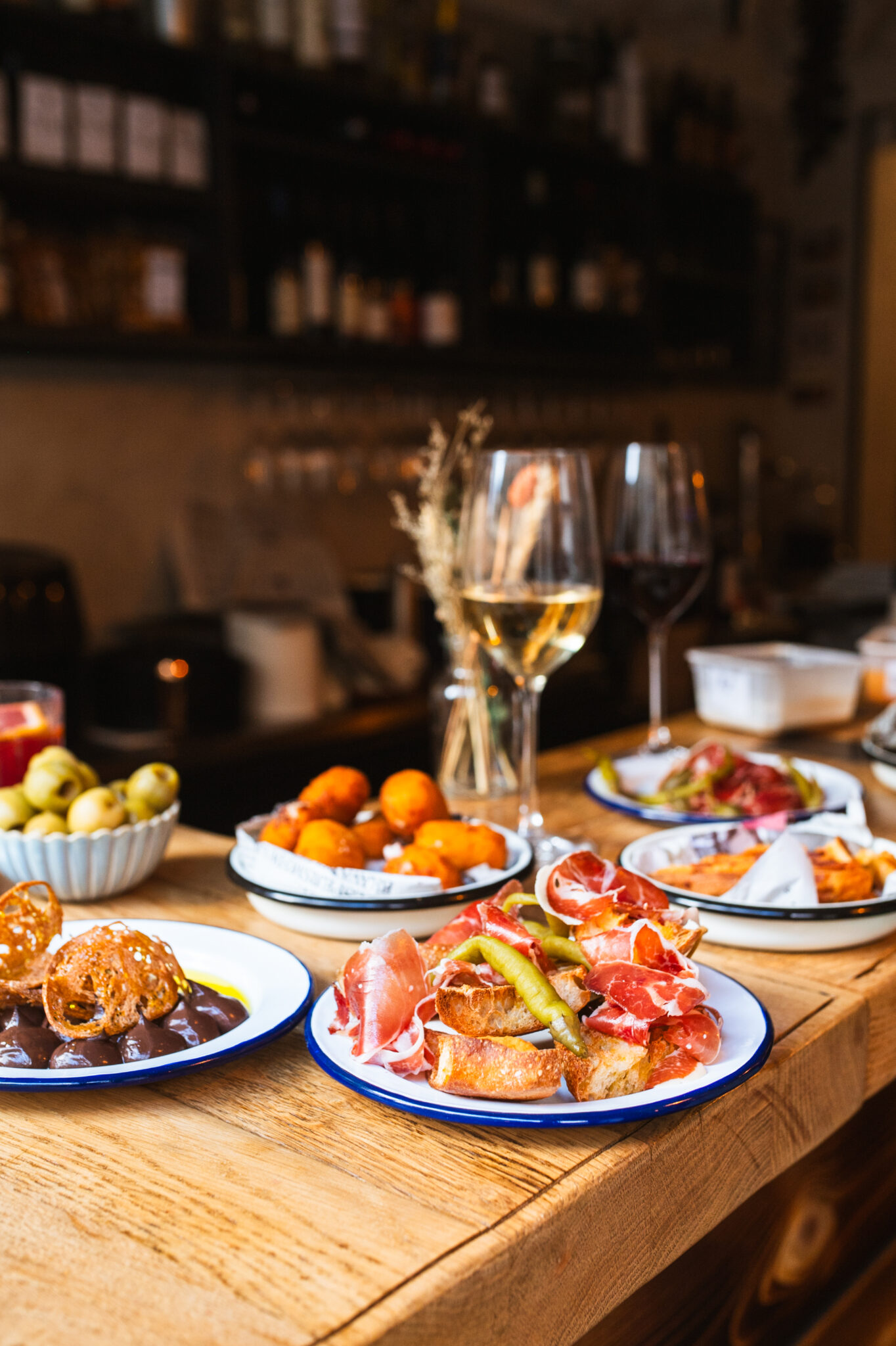 Les spécialités catalanes du restaurant à Paris Tina © Tina