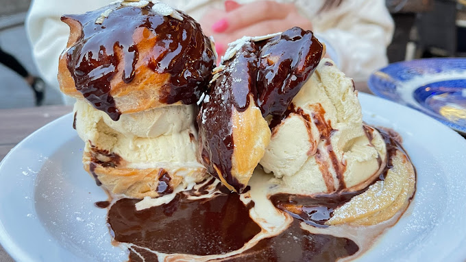 Les profiteroles du petit chatelet © Le Petit Châtelet