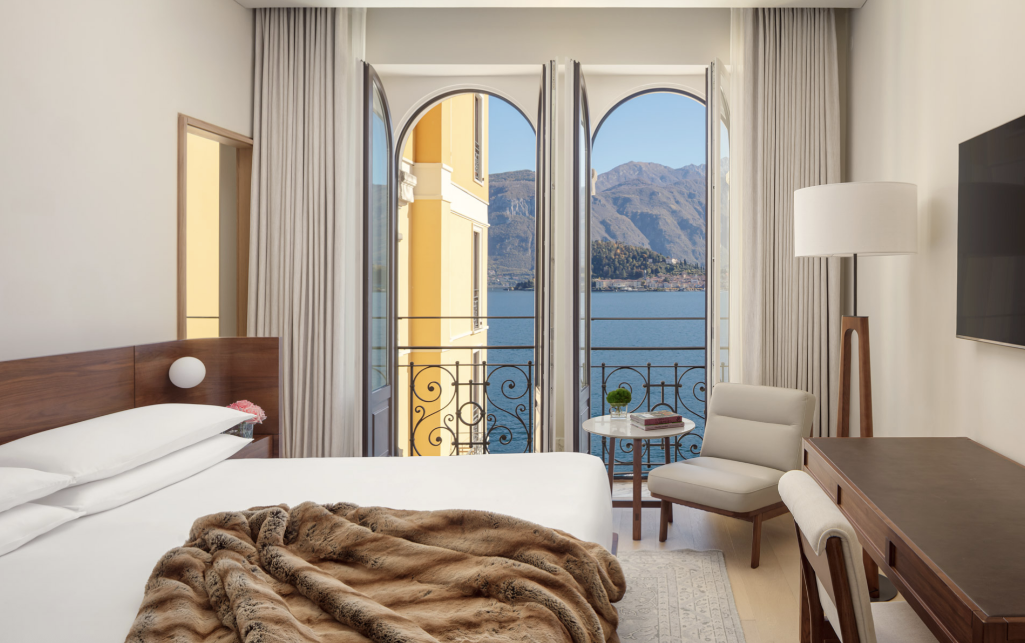 Une chambre vue sur le lac © The Lake Como EDITION