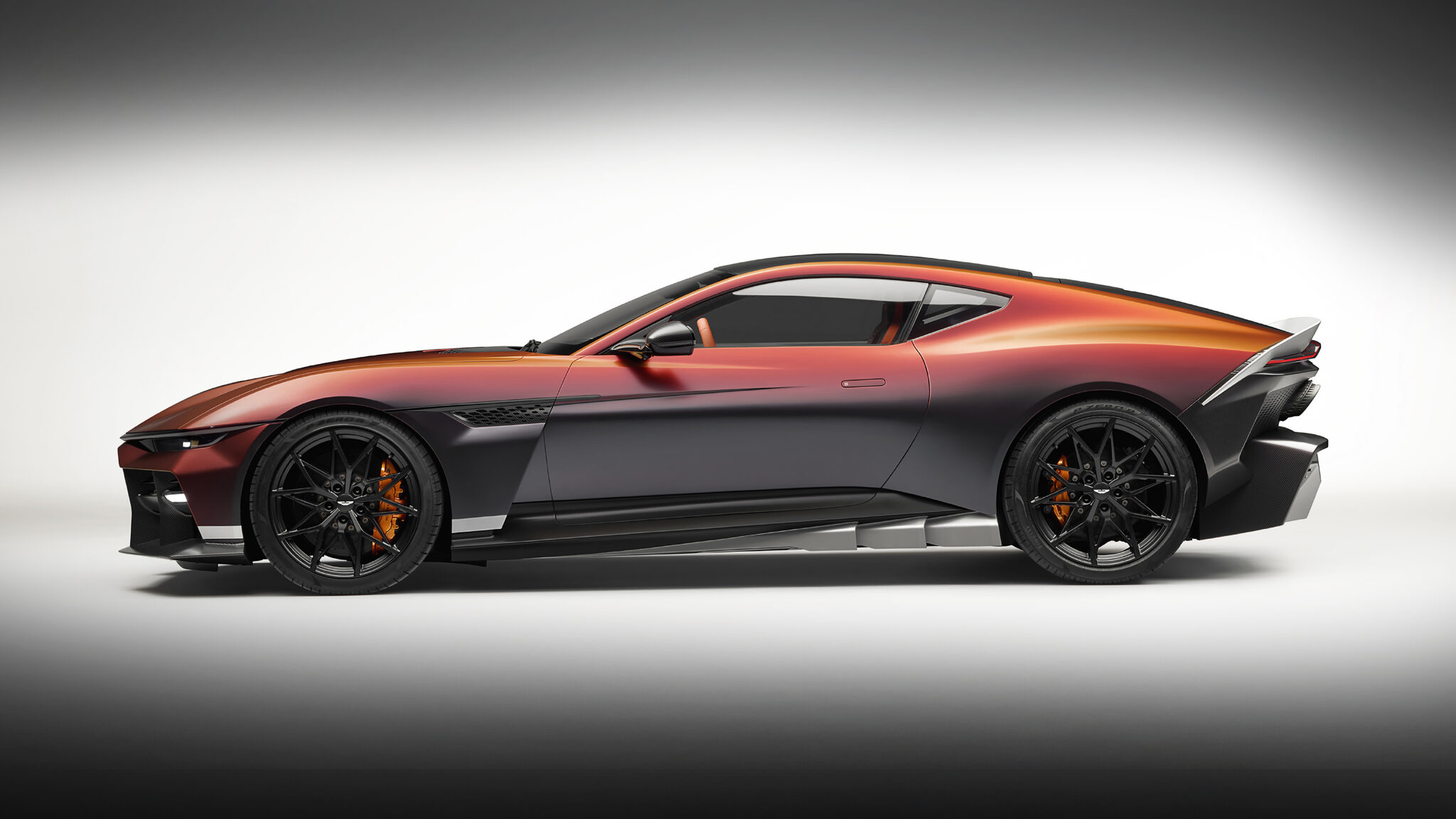 © Aston Martin Valen