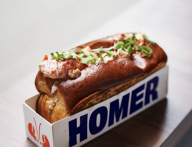 Où manger du homard à Paris ? De l&rsquo;étoilé au lobster roll, Paris en fait une affaire de style