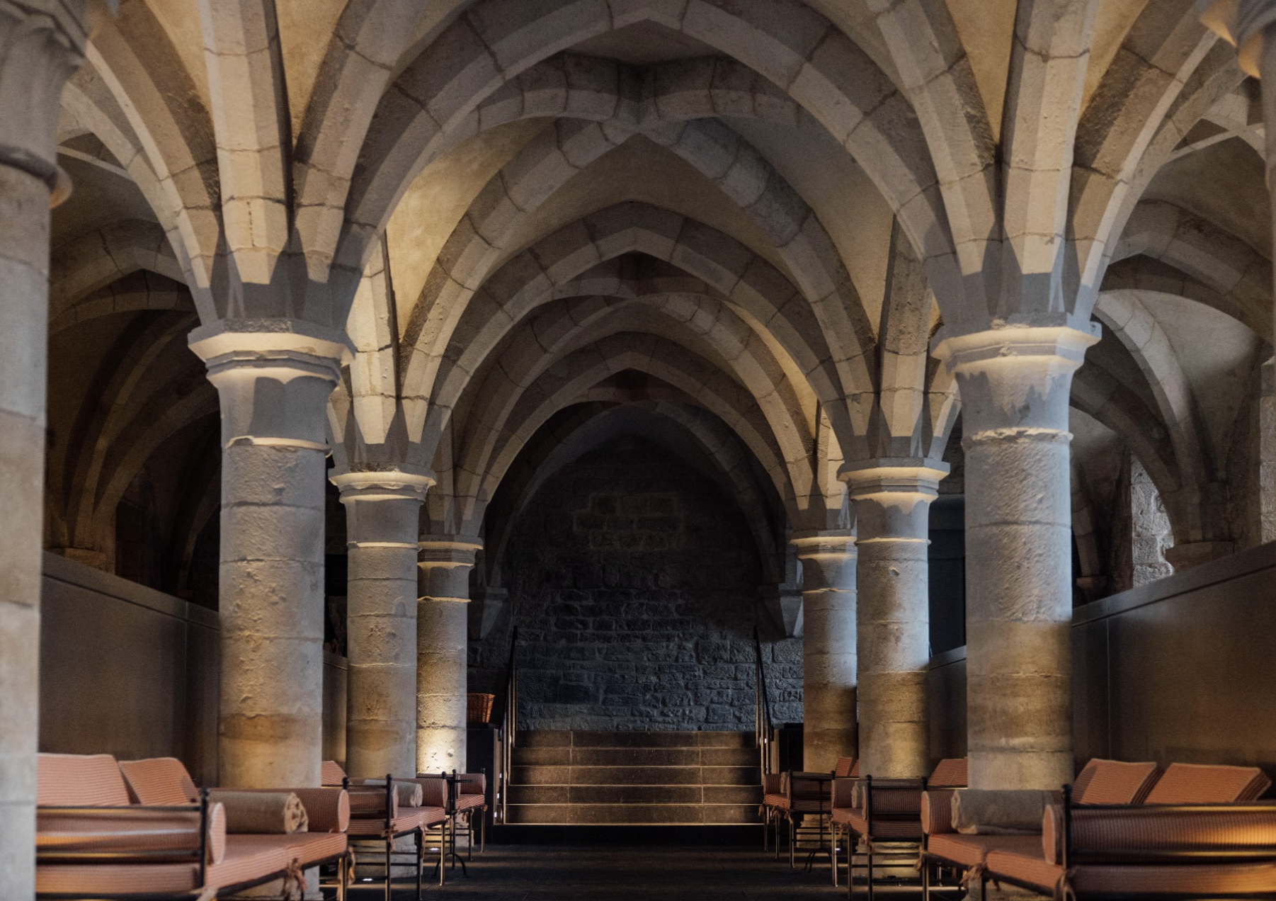 Le spectaculaire spa de l'hôtel en Bourgogne © Les Sources de Vougeot