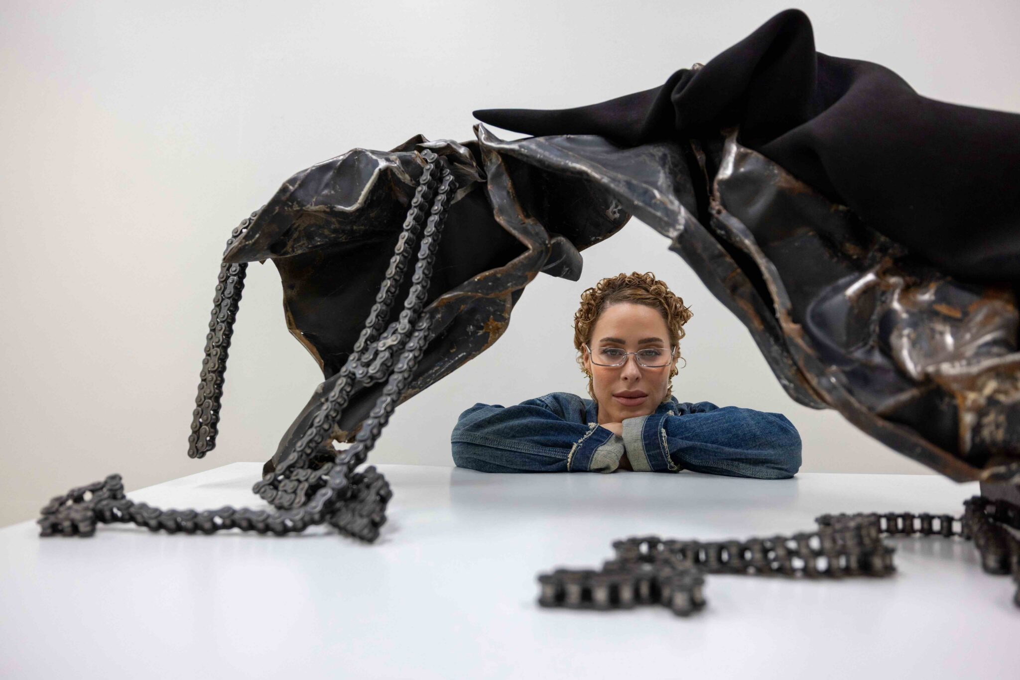 Kennedy Yanko in the studio with AUF. Photo by Joshua Geyer, 2025. Courtesy of the Artist.