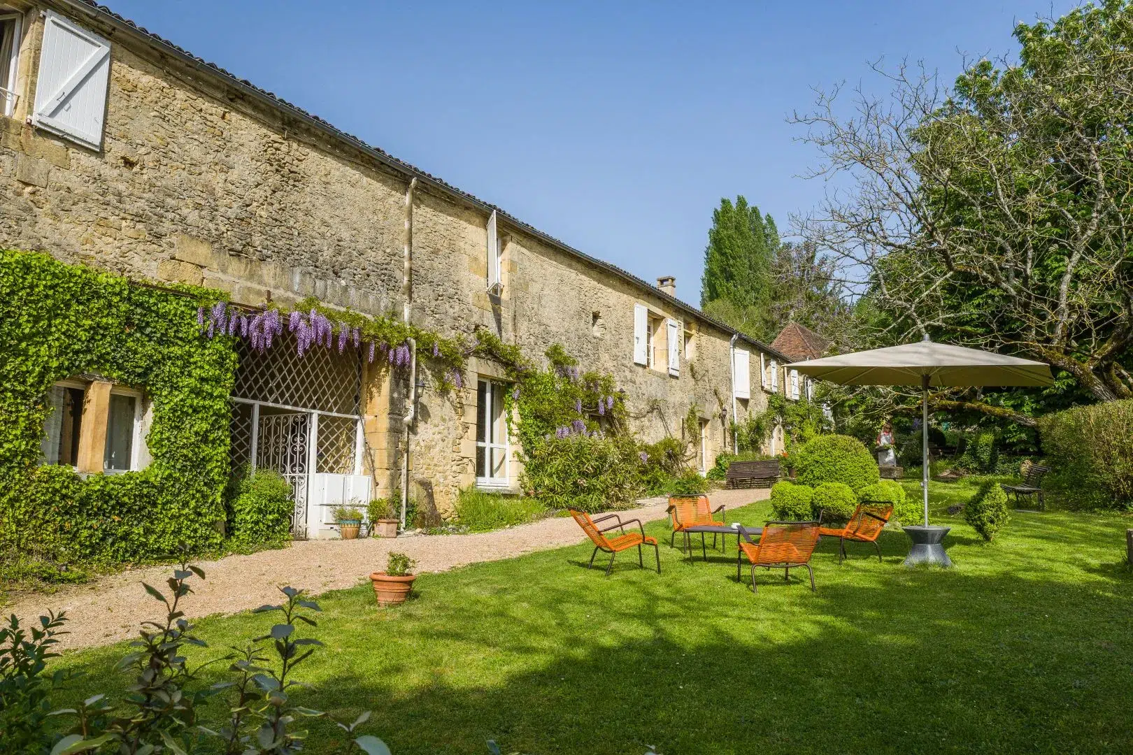 © La Maison des Peyrat